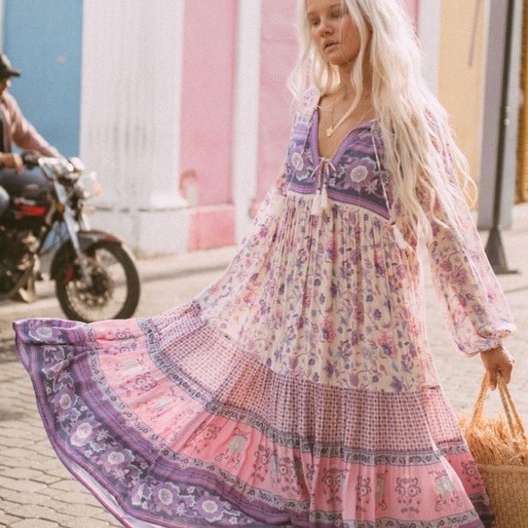Dresses & Skirts - 🎉HP🎉 Lavender Fields Boho Maxi